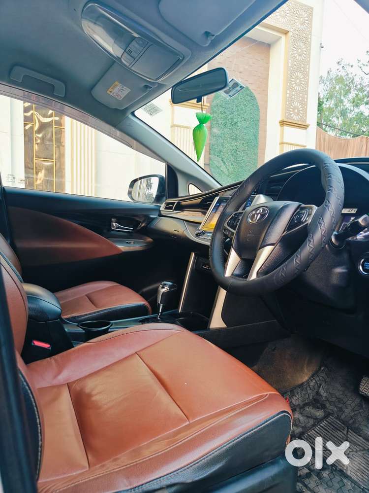 Toyota Innova Crysta 2.8z Automatic, 2018, Diesel