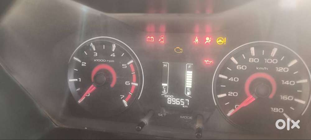 Mahindra Kuv100 Top Model Best Condition 1woner Car