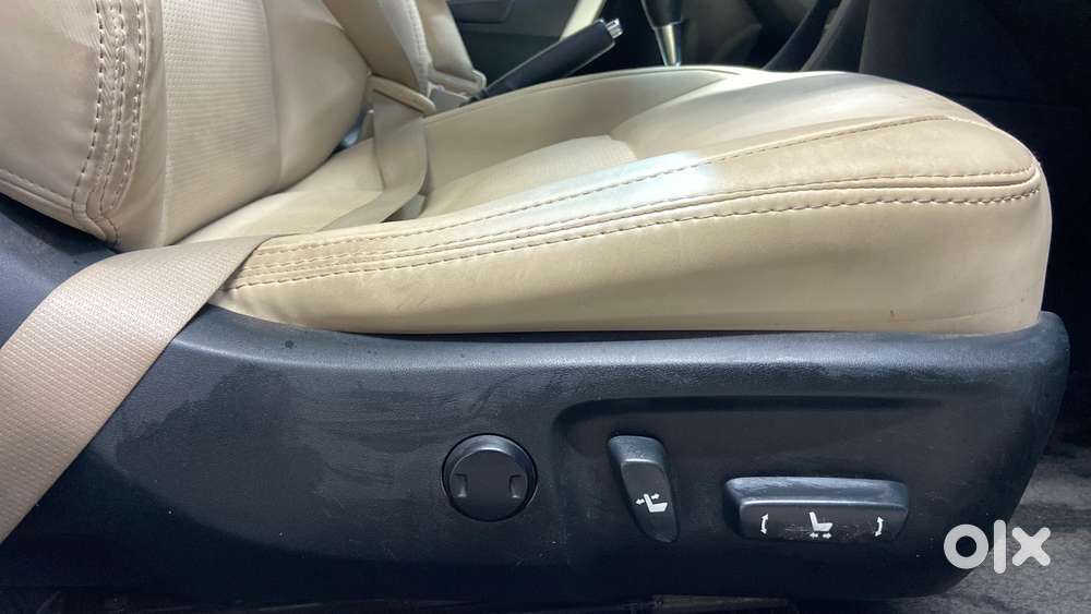 Toyota Corolla Altis 2013-2017 Vl At, 2015, Petrol