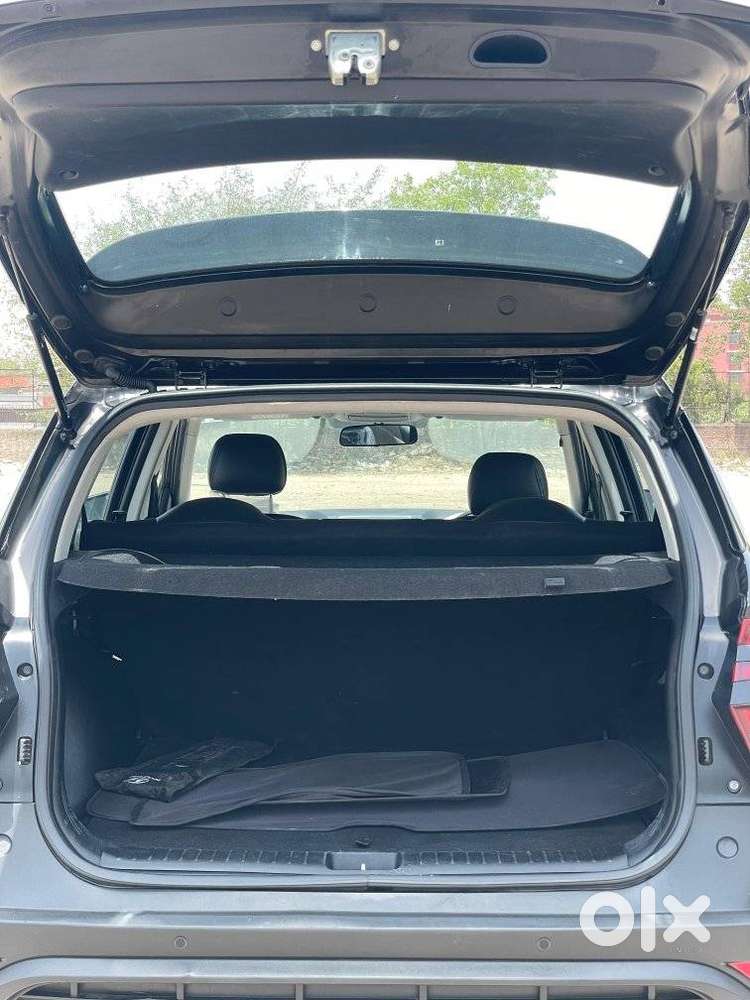 Hyundai Creta 1.5 E Petrol, 2022, Petrol