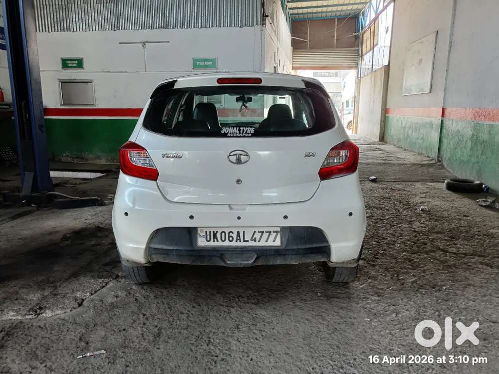 Tata Tiago 2016