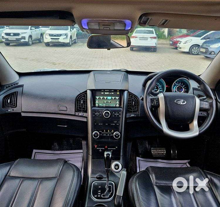 Mahindra Xuv500 At W10 Fwd, 2018, Diesel