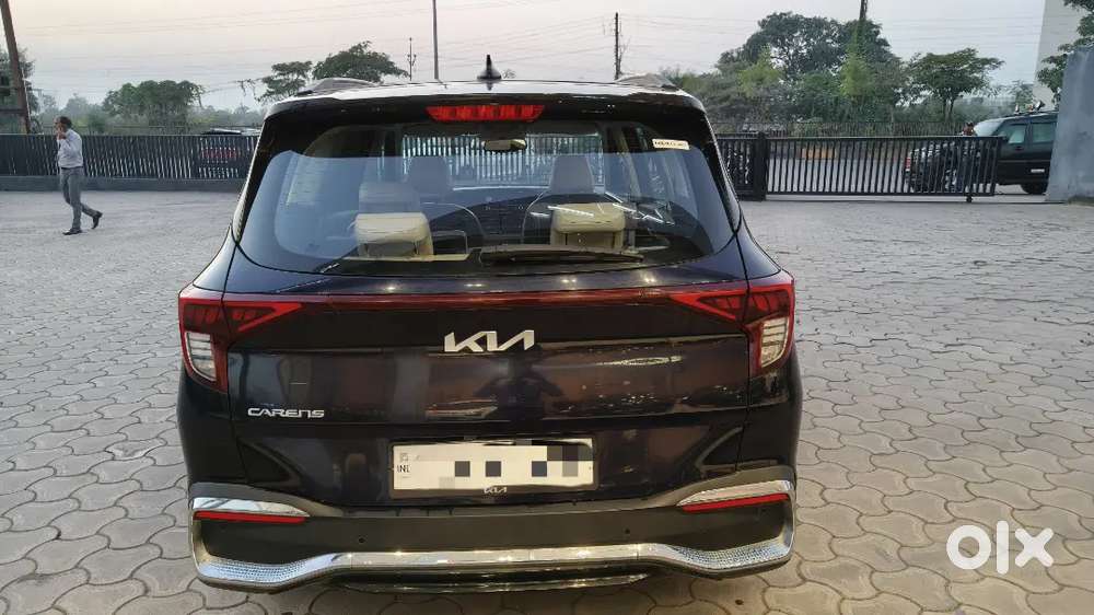 Kia Carens Luxury 1.5 Diesel 6mt Demo Vehicle