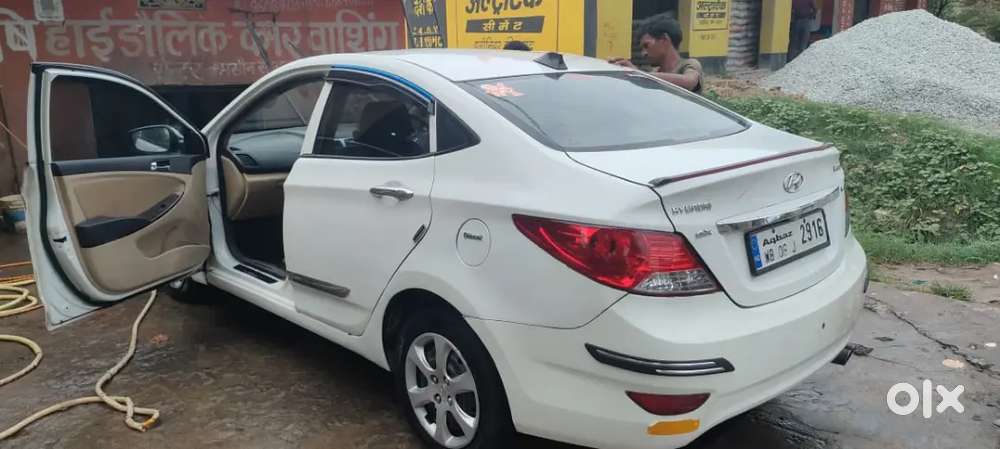 2012 Hyundai Verna Sx Diesel Manual Car