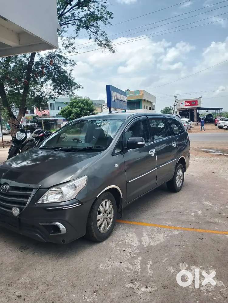 Toyota Innova Diesel 2.5 2010
