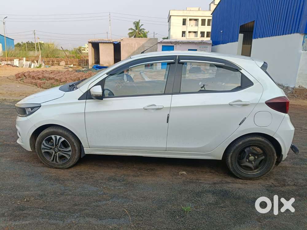 Tata Tiago 1.2 Revotron Xt (o), 2021, Petrol