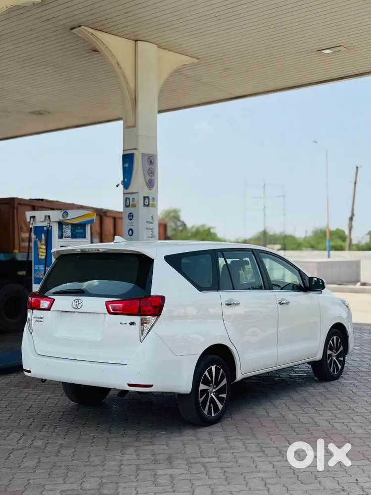 Toyota Innova Crysta 2024 Diesel Well Maintained