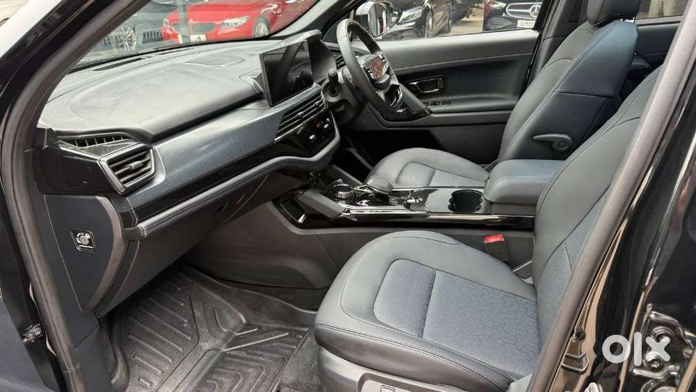 Tata Safari Accomplished X Plus 7 Str Dark Edition, 2026, Diesel
