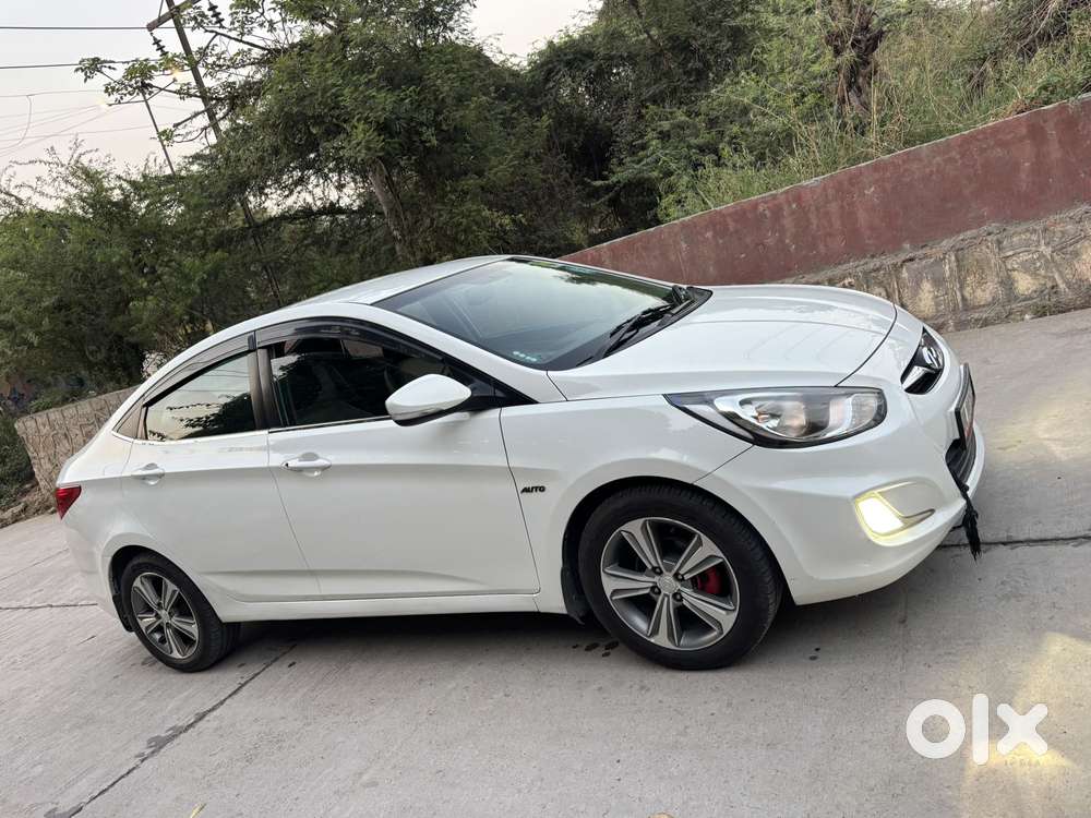 Hyundai Verna Fluidic 1.6 Vtvt Sx Automatic, 2014, Petrol