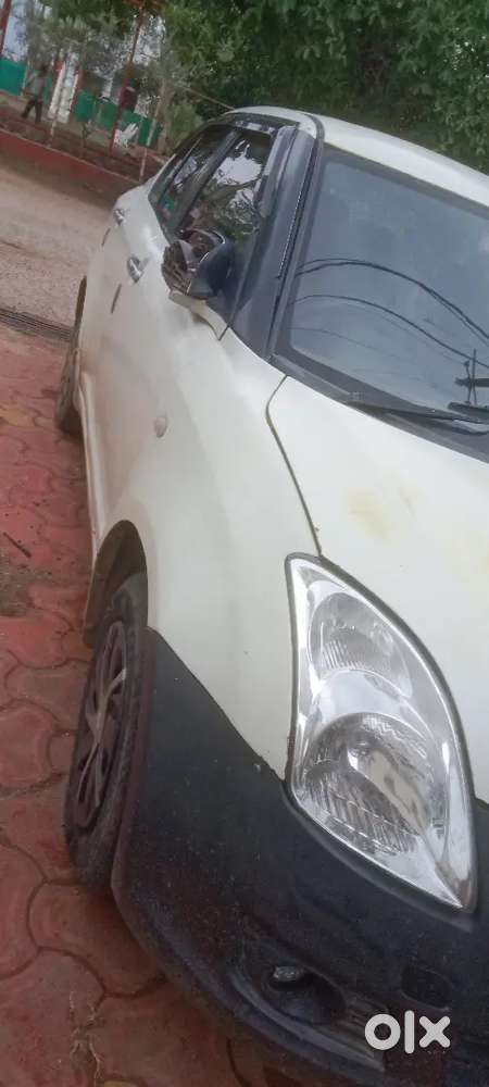 Maruti Suzuki Swift Dzire 2011