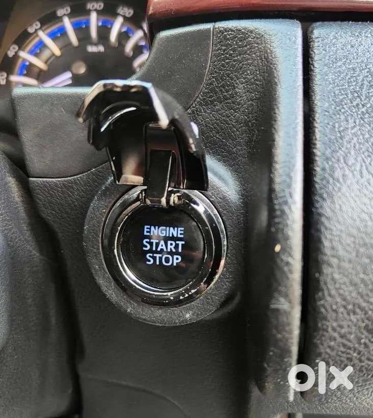 Toyota Innova Crysta 2.8 Zx At 7 Seater, 2018, Diesel