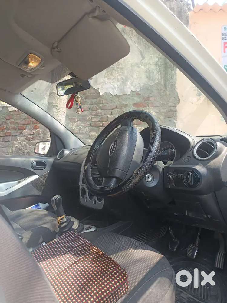 Ford Figo 2012 Cng & Hybrids 125000 Km Driven