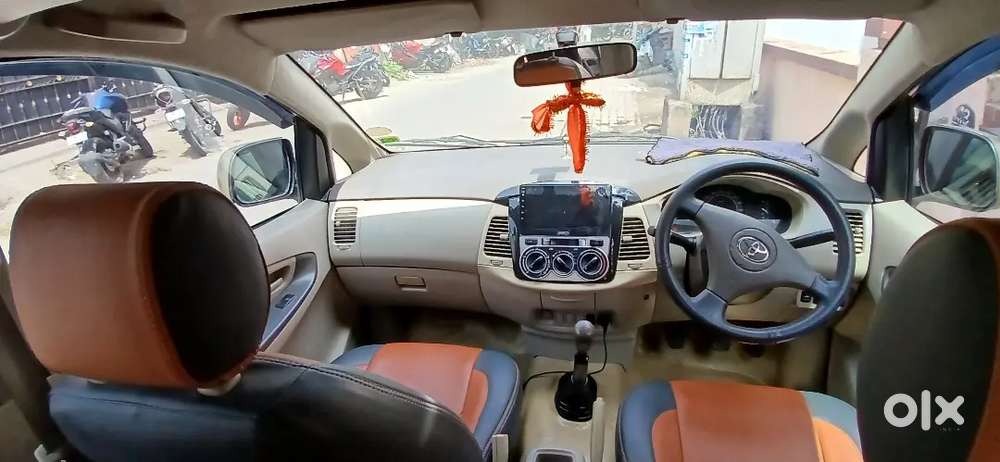 Toyota Innova 2010 Diesel 180000 Km Driven