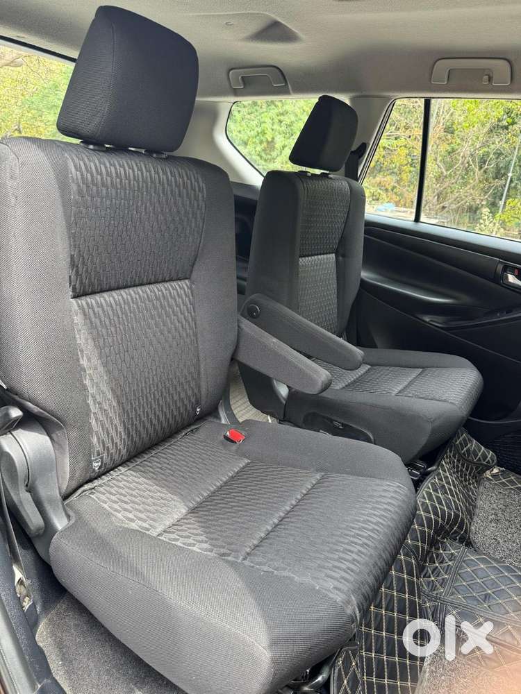Toyota Innova Crysta [2020-ongoing] 2.4 Gx At 7 Str, 2017, Diesel