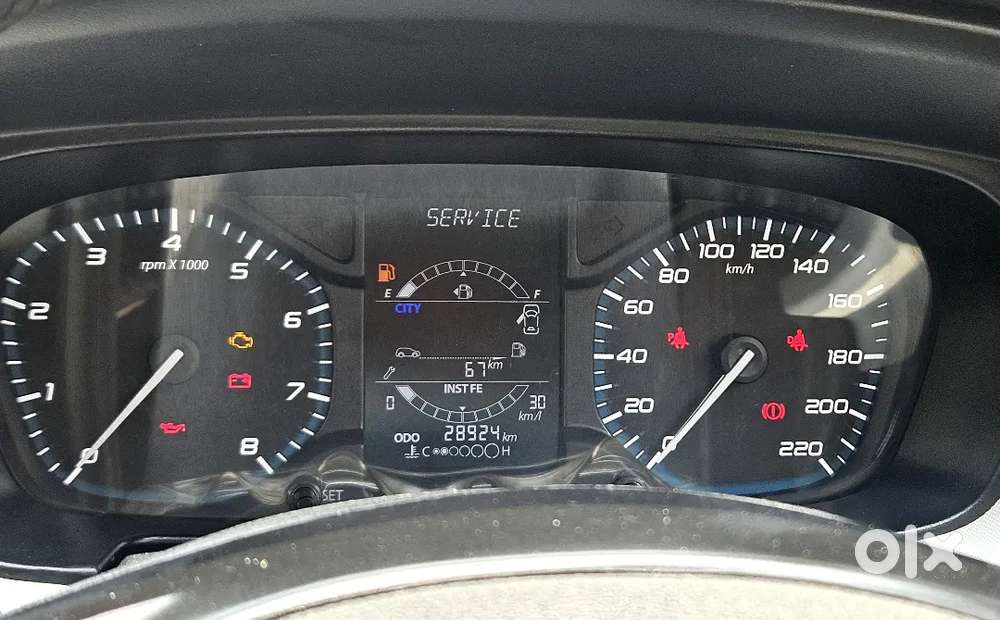 Tata Punch 2022 Petrol 30200 Km Driven Well Maintained