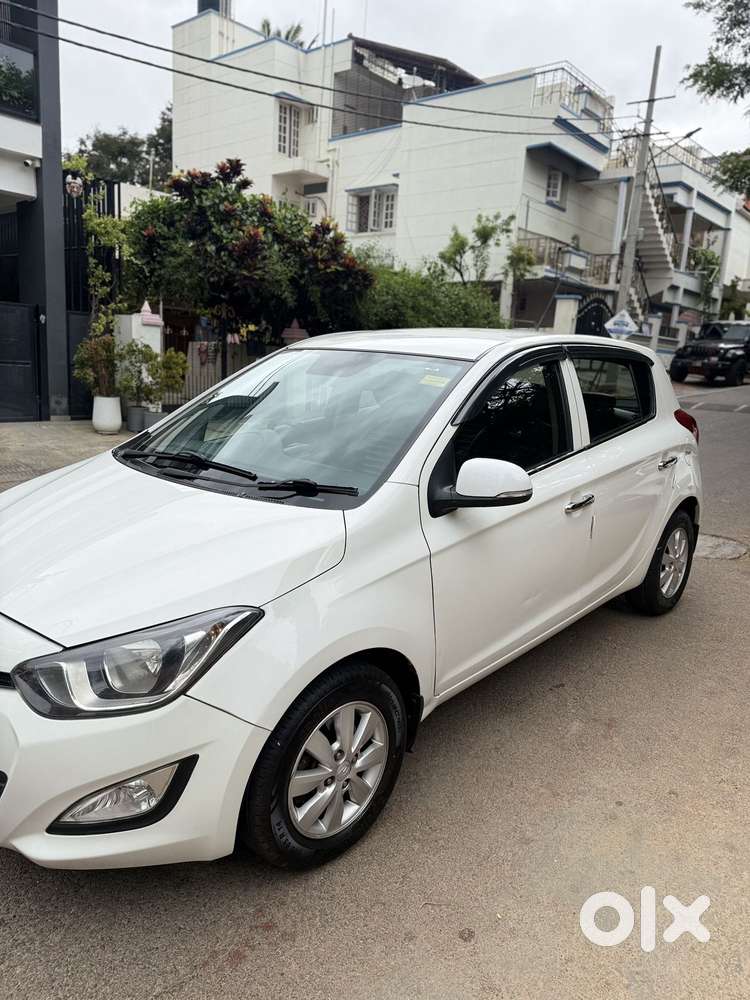 Hyundai I20 Sportz Option 1.4 Crdi, 2012, Petrol