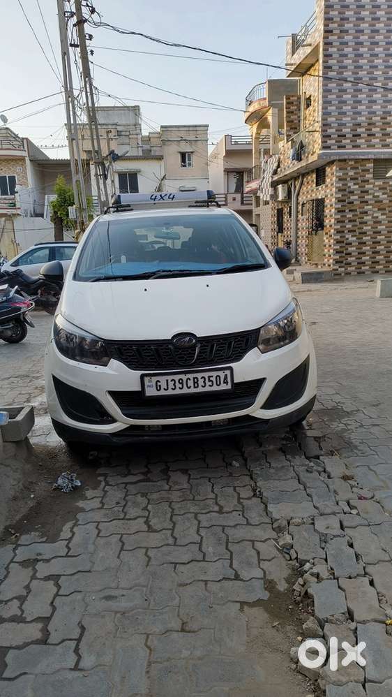 Mahindra Marazzo Diesel 2020