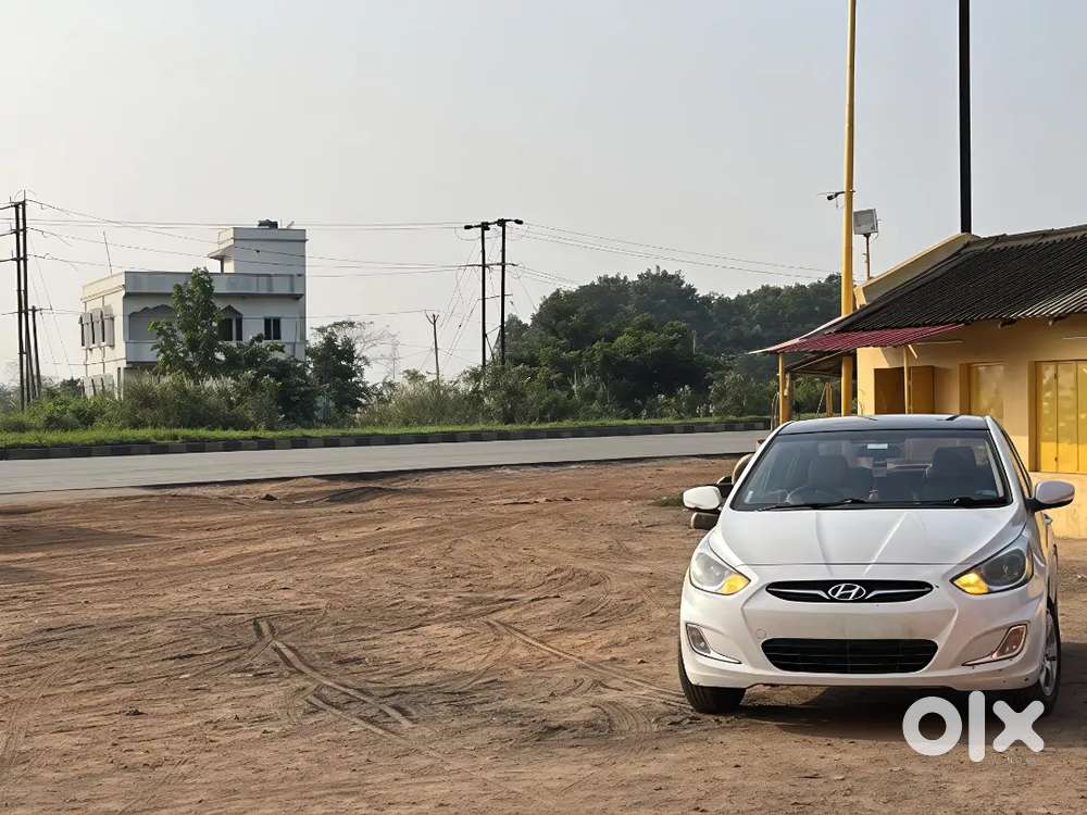 Hyundai Verna Fluidic 2012 (excellent Condition).