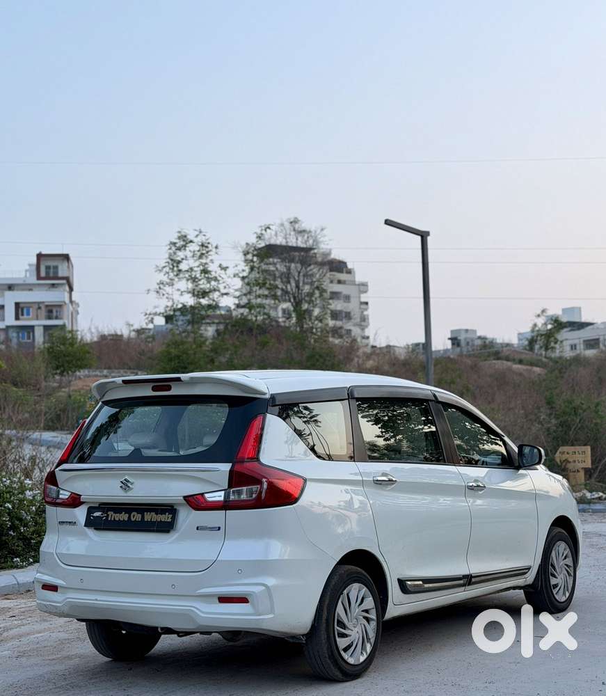 Maruti Suzuki Ertiga Vxi Shvs, 2023, Petrol