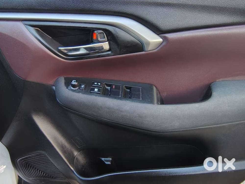 Maruti Suzuki Grand Vitara 1.5 Sigma Smart Hybrid, 2025, Petrol