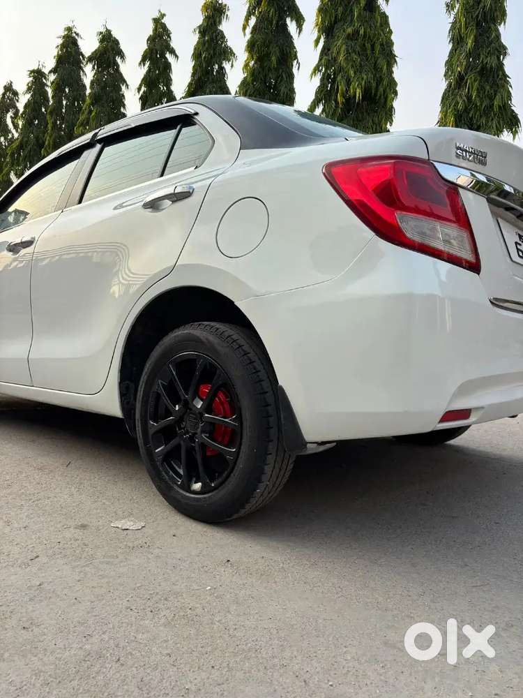 Maruti Suzuki Dzire 2017 Petrol Well Maintained