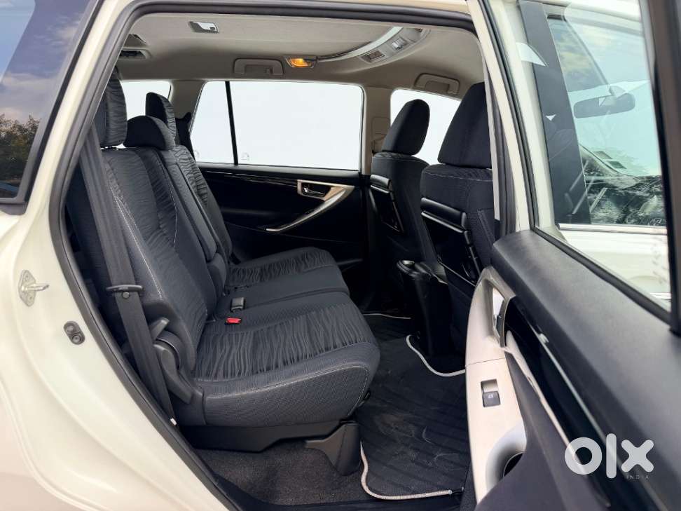 Toyota Innova Crysta 2.4 V 7 Str, 2018, Diesel