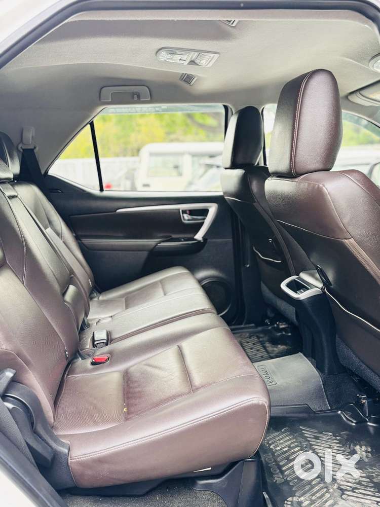 Toyota Fortuner 4x2 At 2.8 Diesel, 2021, Diesel