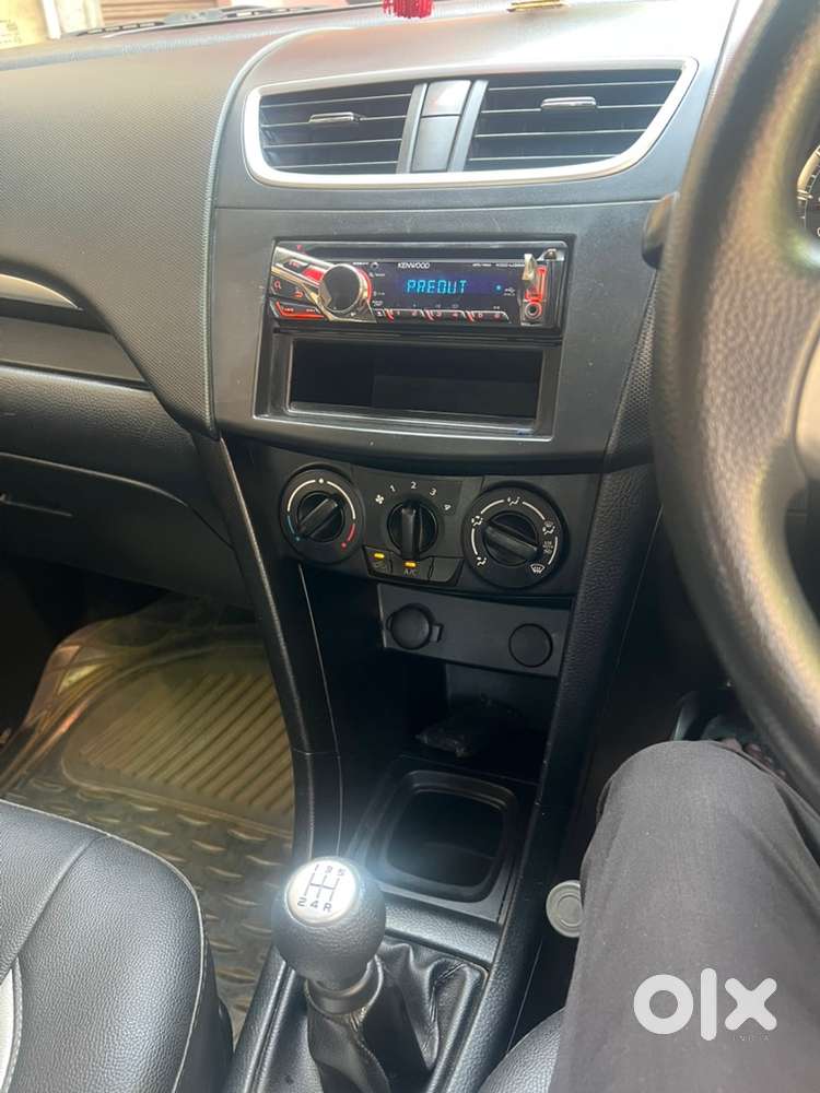 Maruti Suzuki Swift Vxi Petrol+manual