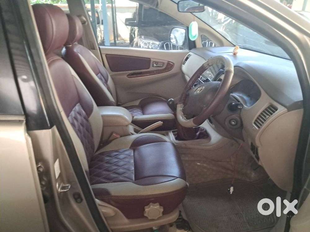 Toyota Innova 2.5 V 7 Str, 2007, Diesel