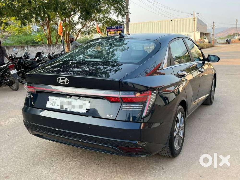 Hyundai Verna Sx(o) Petrol At, 2023, Petrol