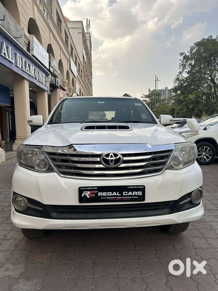 Toyota Fortuner 2011-2016 4x2 Manual, 2015, Diesel