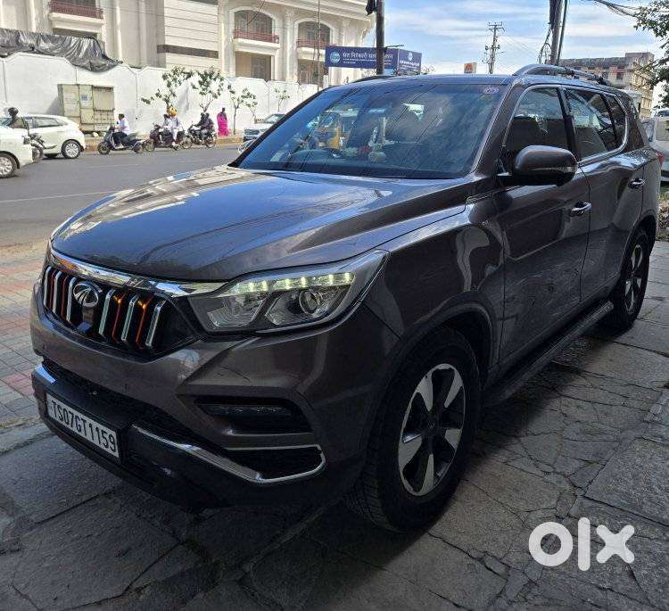 Mahindra Alturas G4 4wd At, 2019, Diesel