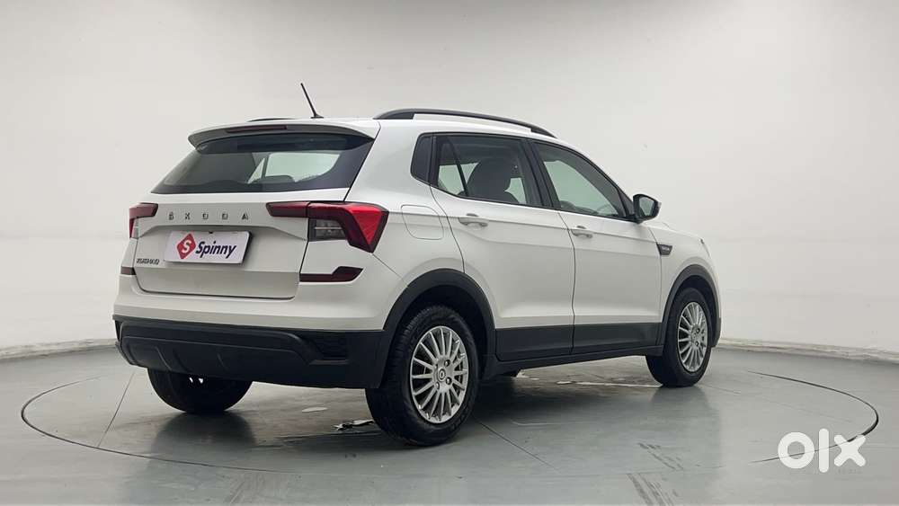 Skoda Kushaq Active 1.0 Tsi Mt, 2022, Petrol