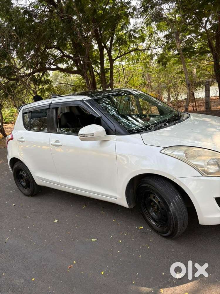 Maruti Swift Petrol 2012