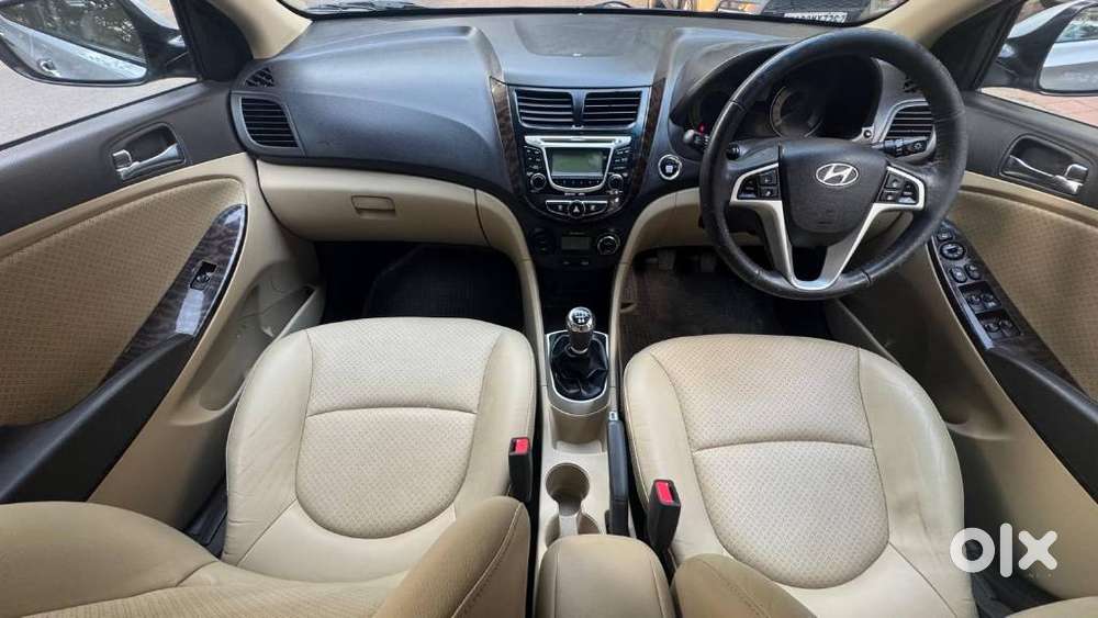 Hyundai Verna 1.6 Sx (o) Vtvt, 2011, Petrol