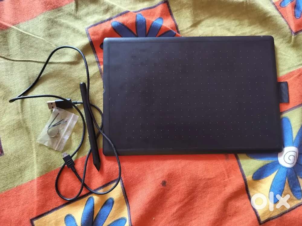 Wacom tablet for teaching and sketching -Wacom One by CTL-672