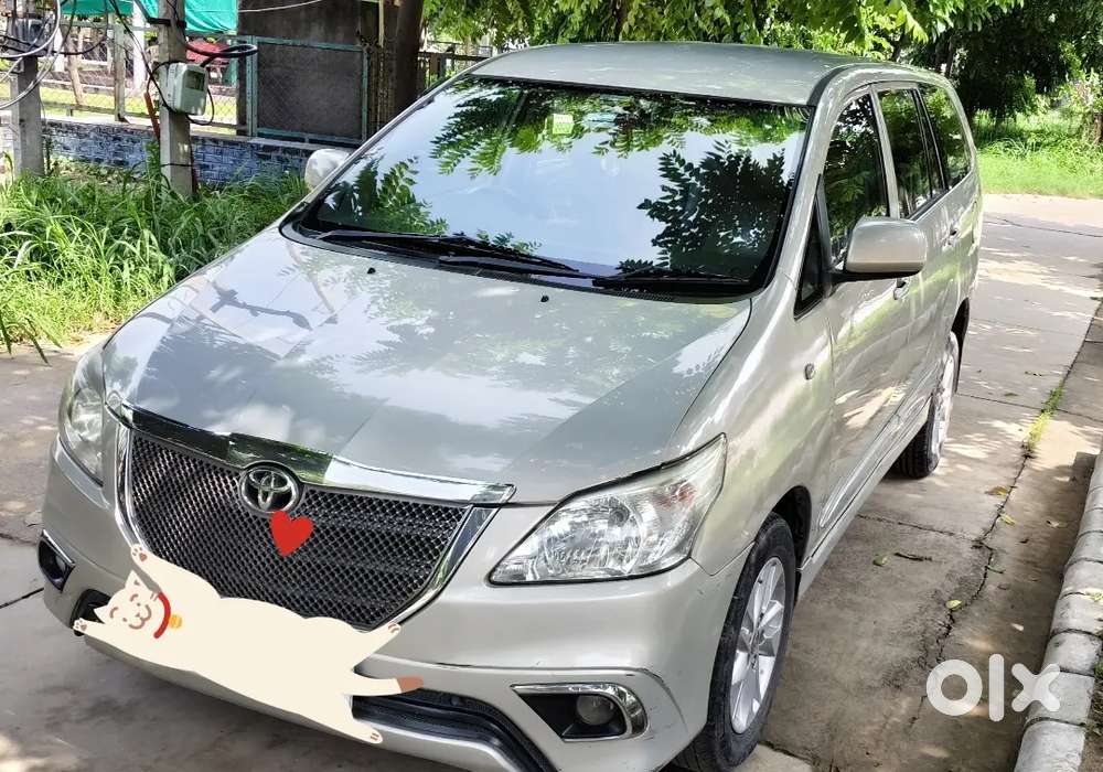Toyota Innova 2.5 G 2014