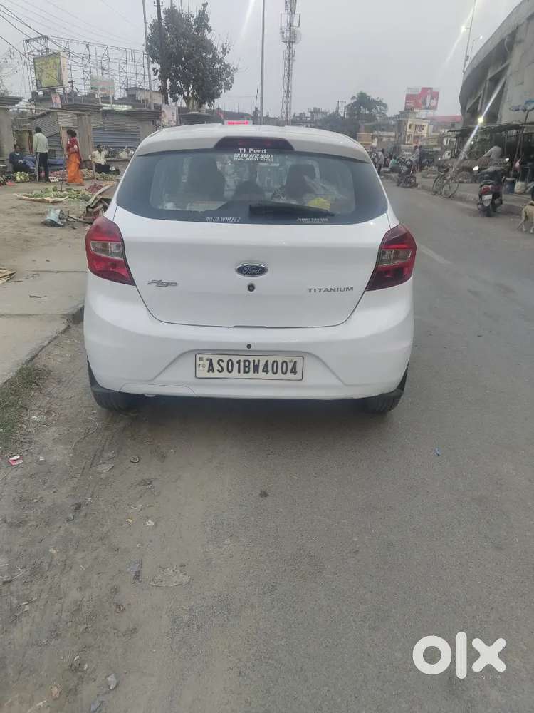 Ford Figo 1.2 Titanium 2015