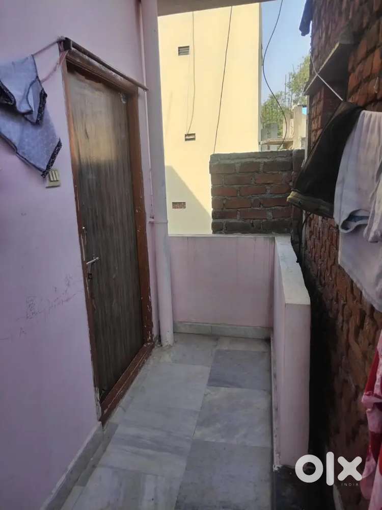 1 bhk Family house