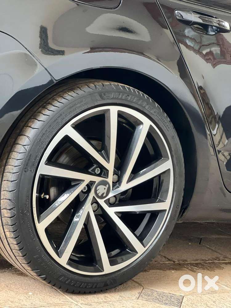 Skoda Octavia 2019 Petrol Well Maintained
