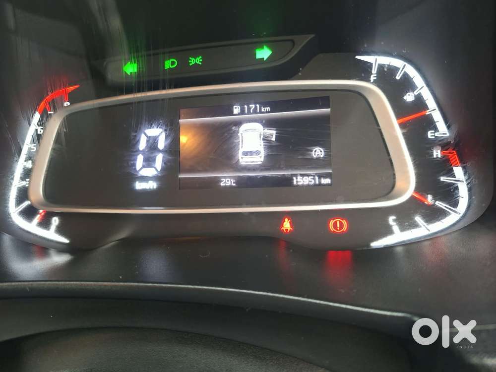 Kia Sonet G 1.2 5mt Htk(o), 2025, Petrol