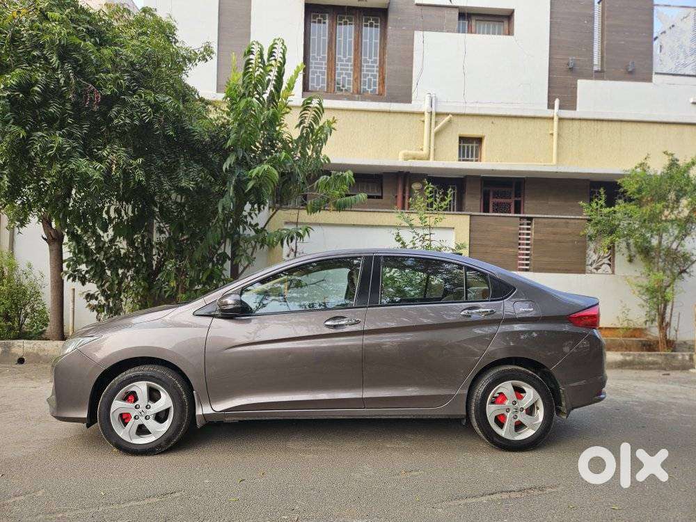 Honda City V At Sunroof, 2015, Petrol