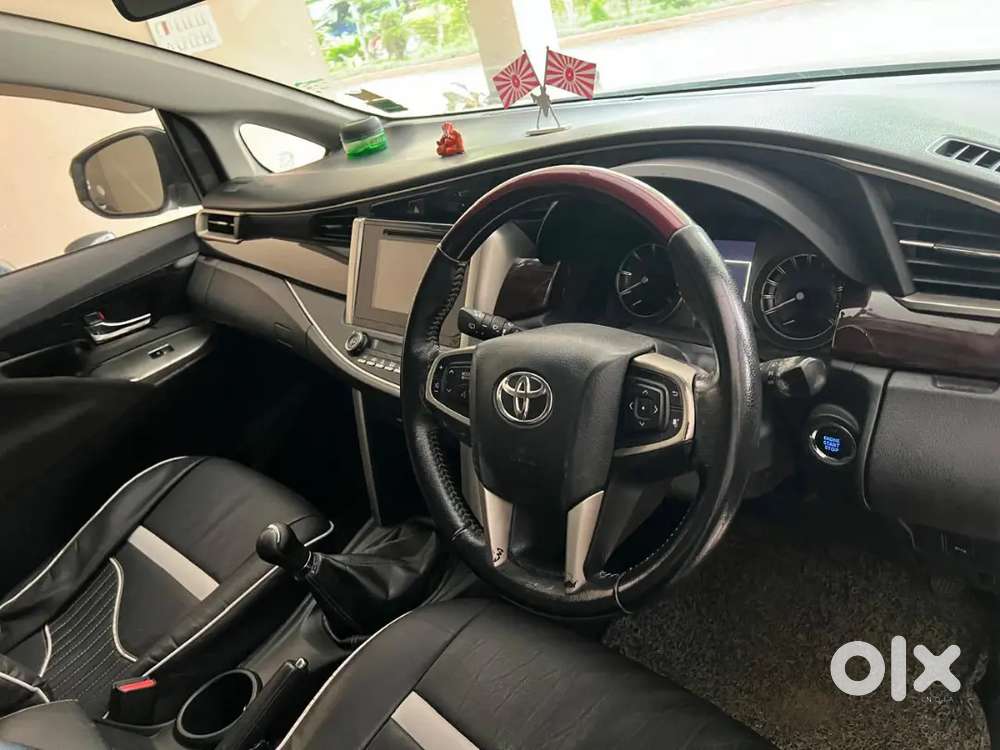 Toyota Innova Crysta 2017