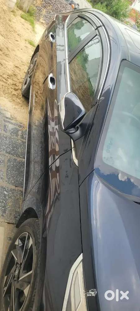 Hyundai Verna Petrol Sx (o)2021 With Sunroof