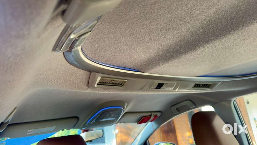 Toyota Innova Crysta 2017