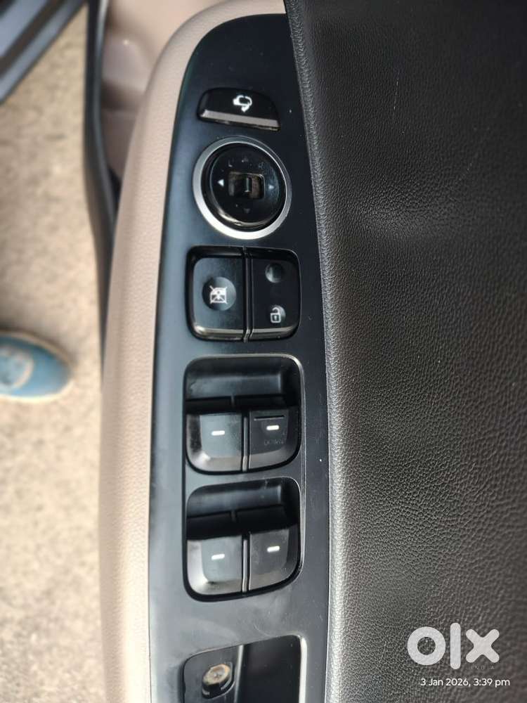 Hyundai Grand I10 1.2 Sportz(o) Dual Tone, 2014, Petrol