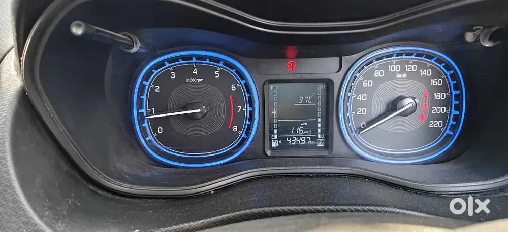 Maruti Suzuki Brezza Zxi 2022