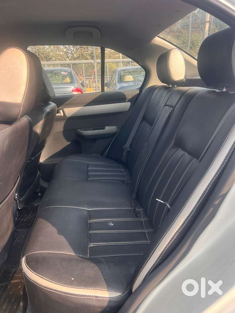 Maruti Suzuki Swift Dzire 1.2 Vxi Bsiv, 2011, Petrol