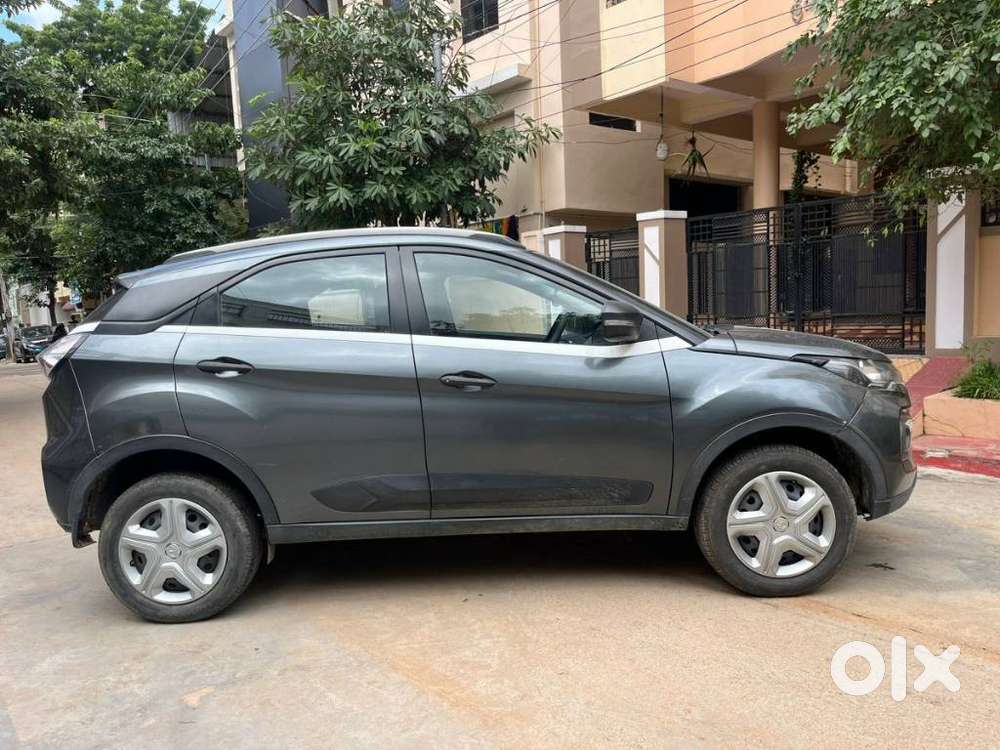 Tata Nexon 1.5 Revotorq Xm Plus (s), 2022, Petrol