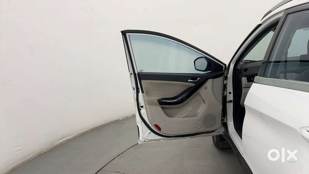 Tata Nexon 1.2 Revotron Xza Plus, 2021, Petrol